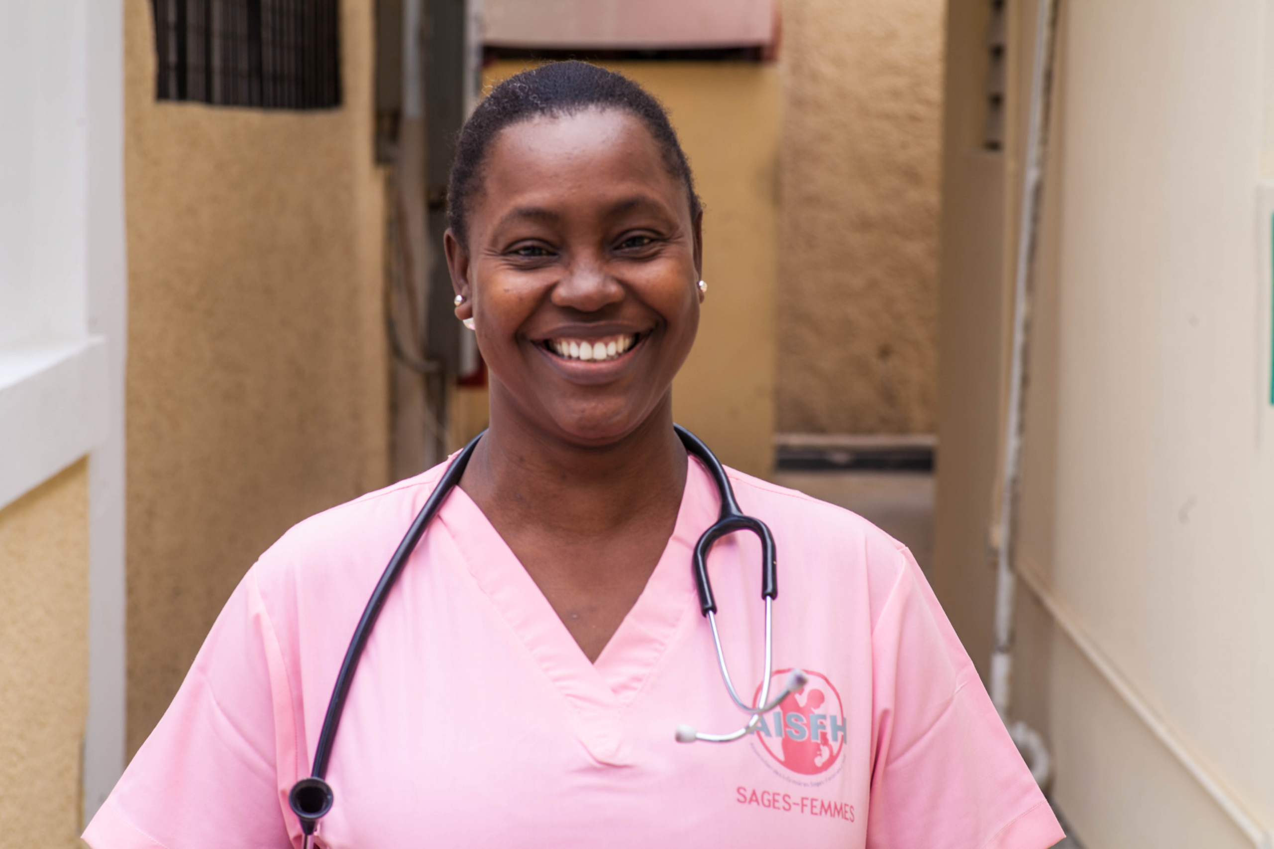 Read more about the article Hello Haiti. Hello Midwife.